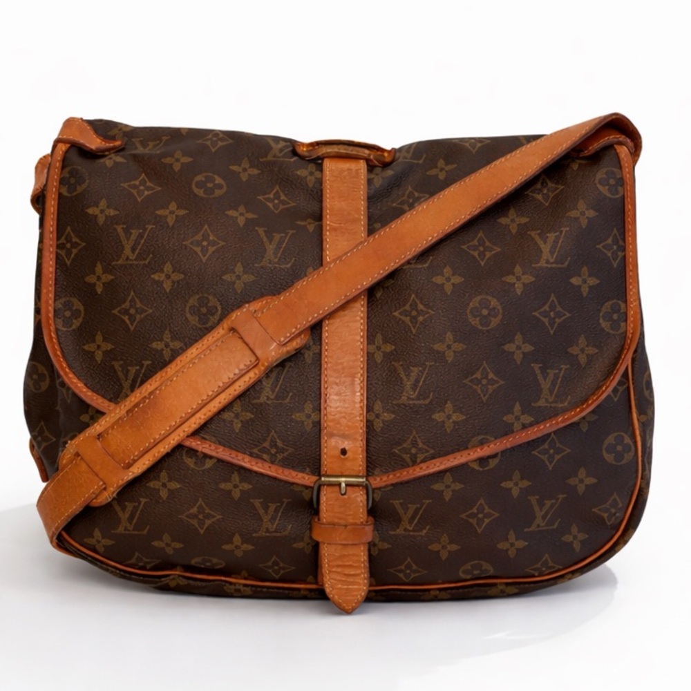 Louis Vuitton • Saumur GM Monogram Crossbody Messenger Bag Vintage LV Saddle Bag